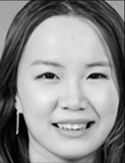 A portrait of Sumie Chan.