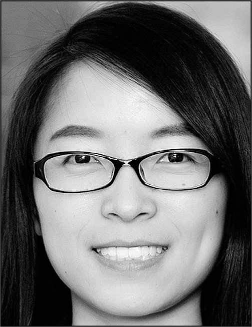 A portrait of Meina Zhu.