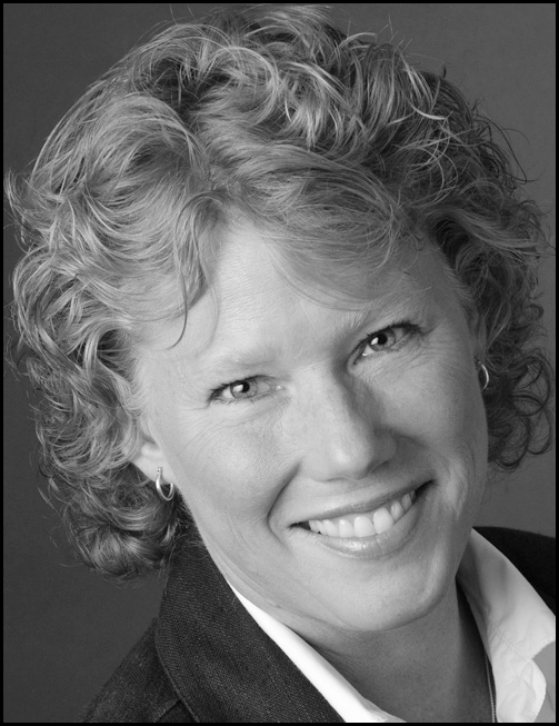 A photograph of Rebekah K. Nix.