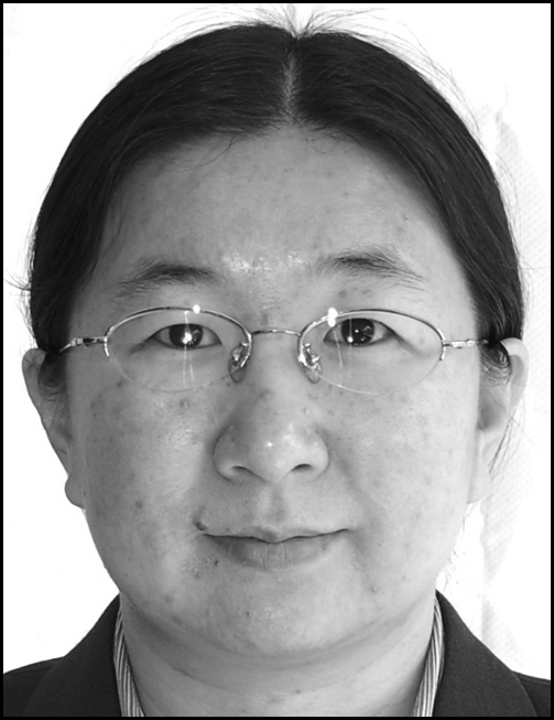 A photographer of Hongxia Yang.