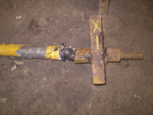 Recovered anchorage with seal external to 95-mm-long reduced tube Refer to the image caption for details.